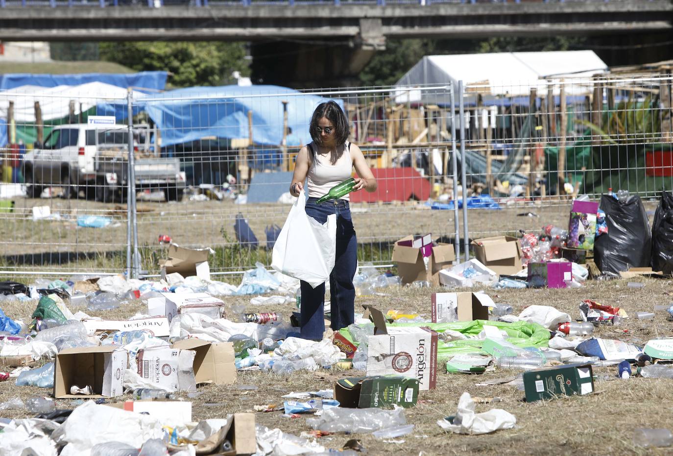 El Xiringüelu deja toneladas de basura