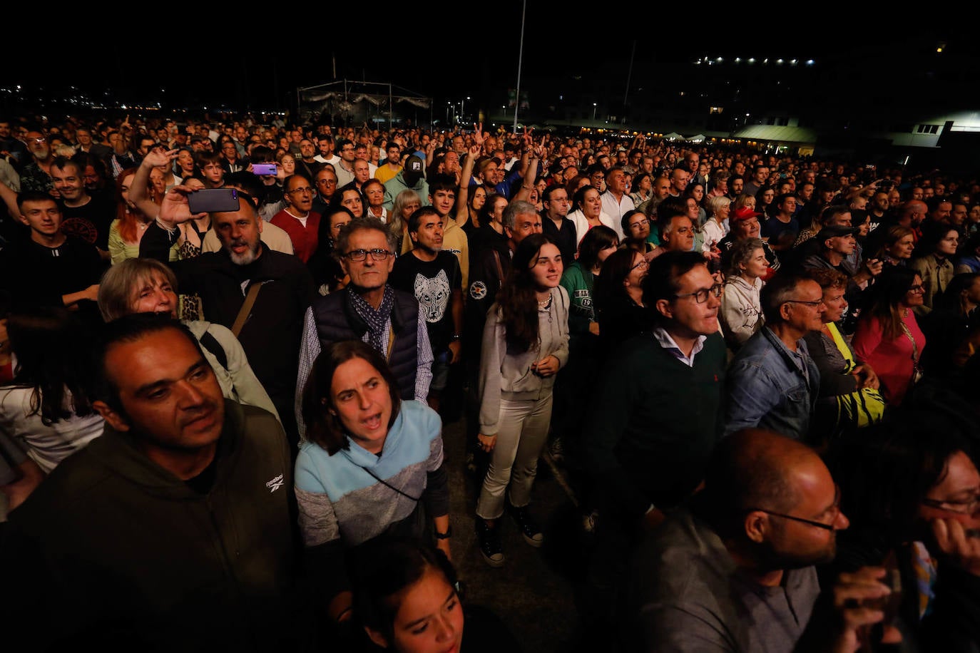 Celtas Cortos y Ginebras dan el pistoletazo musical a la Semanona