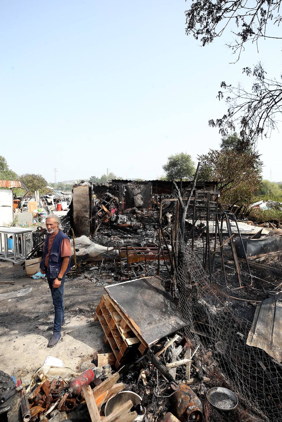 Así amaneció el poblado de Llanera tras el incendio