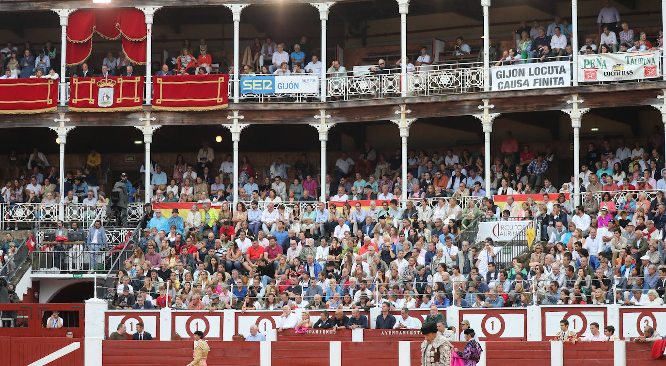 Así fue la primera corrida de la Feria Taurina de Gijón