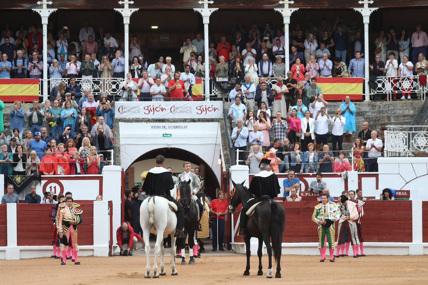 Así fue la primera corrida de la Feria Taurina de Gijón