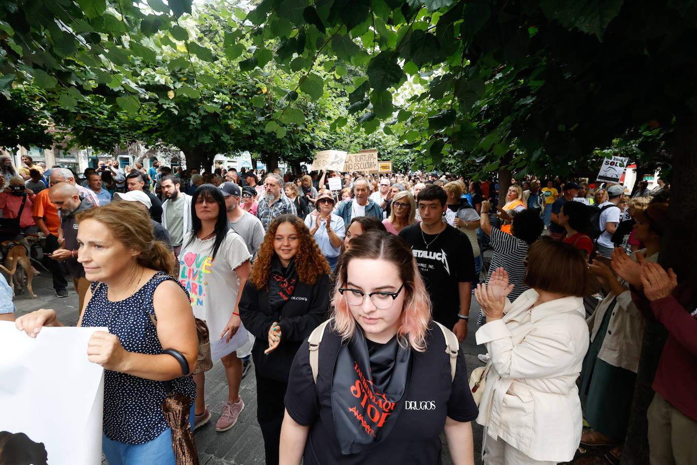 Así ha sido la protesta antitaurina por la Feria de Begoña