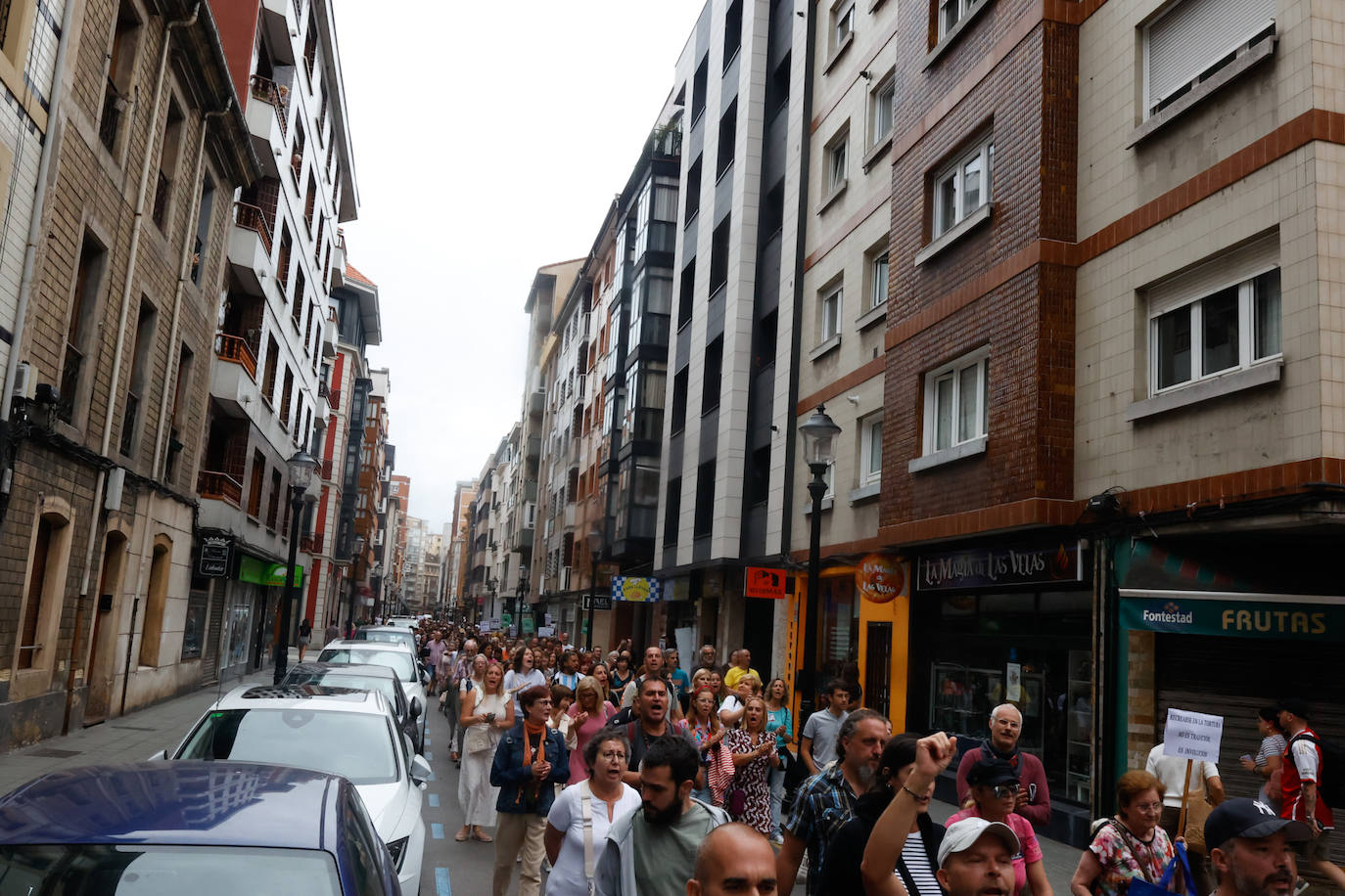 Así ha sido la protesta antitaurina por la Feria de Begoña