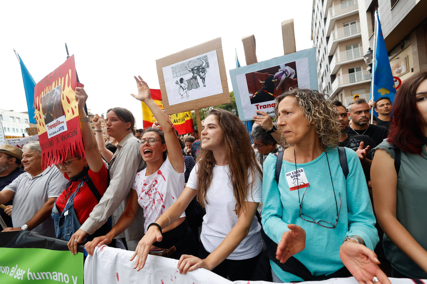 Así ha sido la protesta antitaurina por la Feria de Begoña