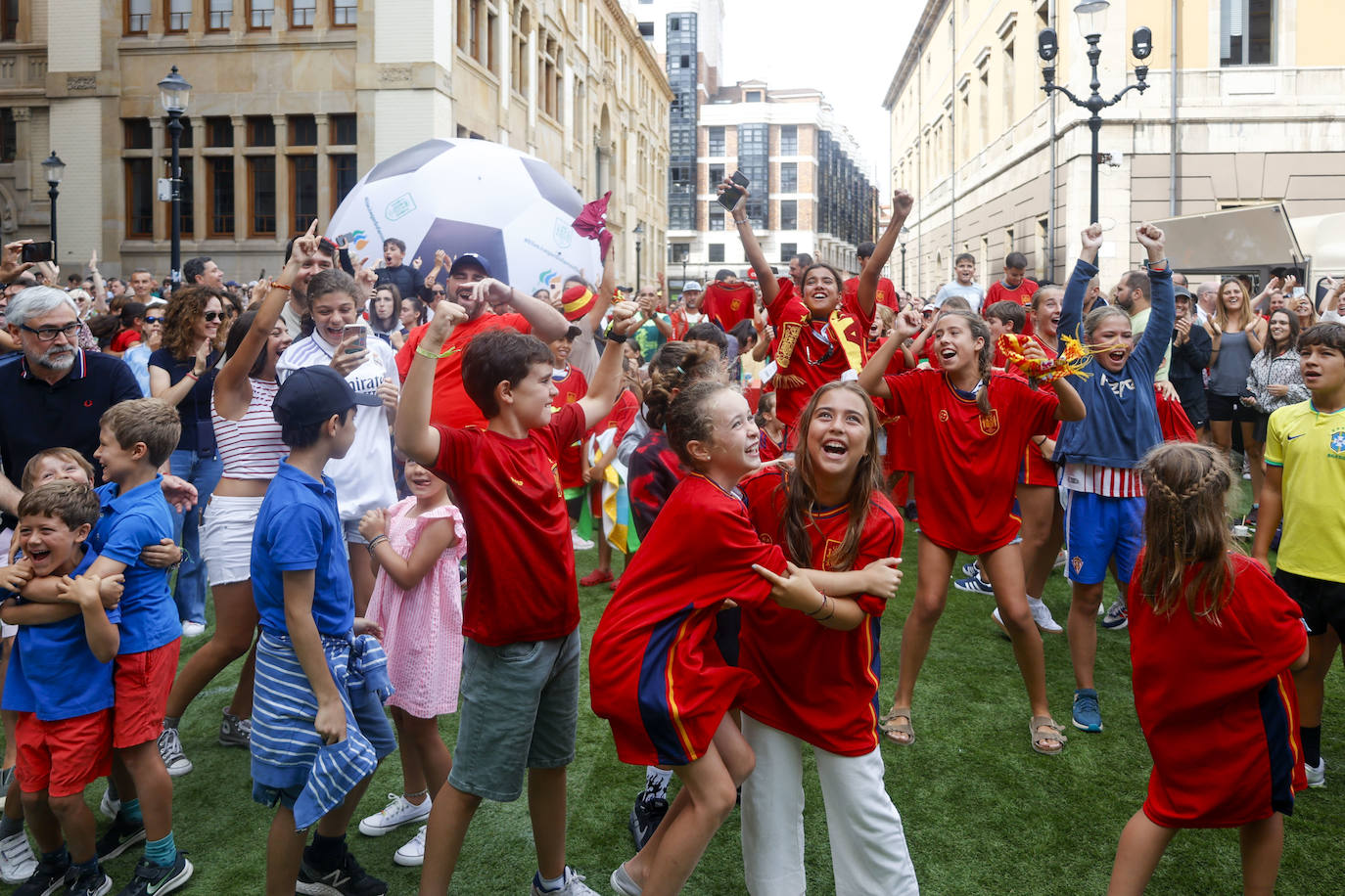 Gijón vibra con la Selección