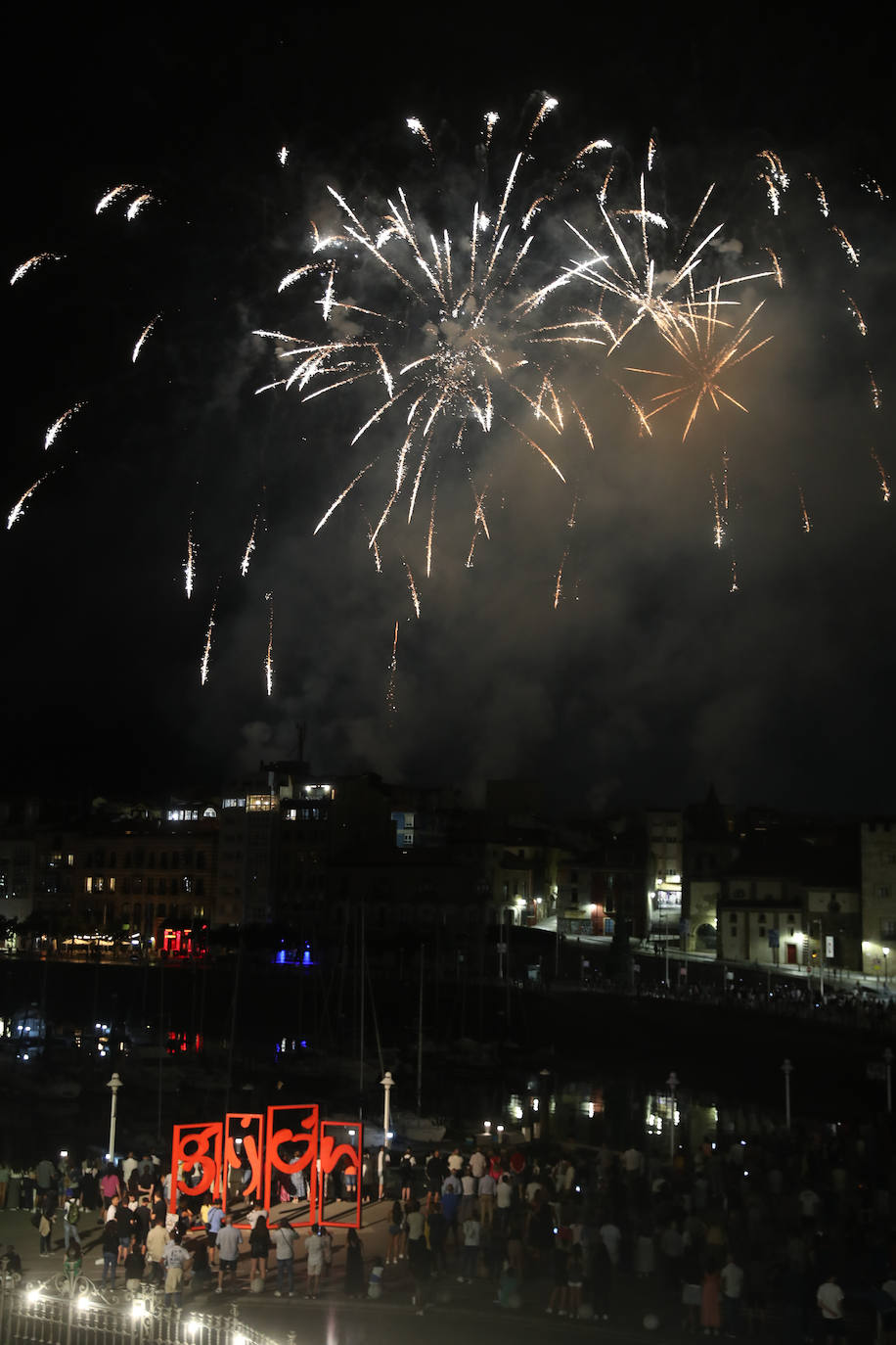 Los impresionantes Fuegos de Gijón