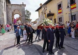 Llanes honra a su patrona
