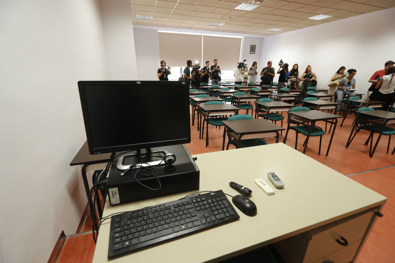 El interior de la academia militar donde estudiará Leonor