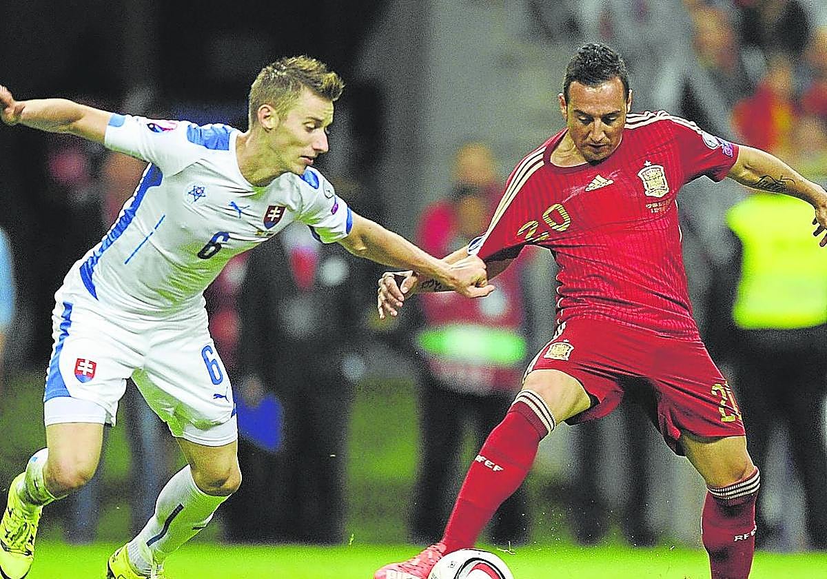 En el Villarreal llegó al fútbol profesional y regresó tras su lesión EFE