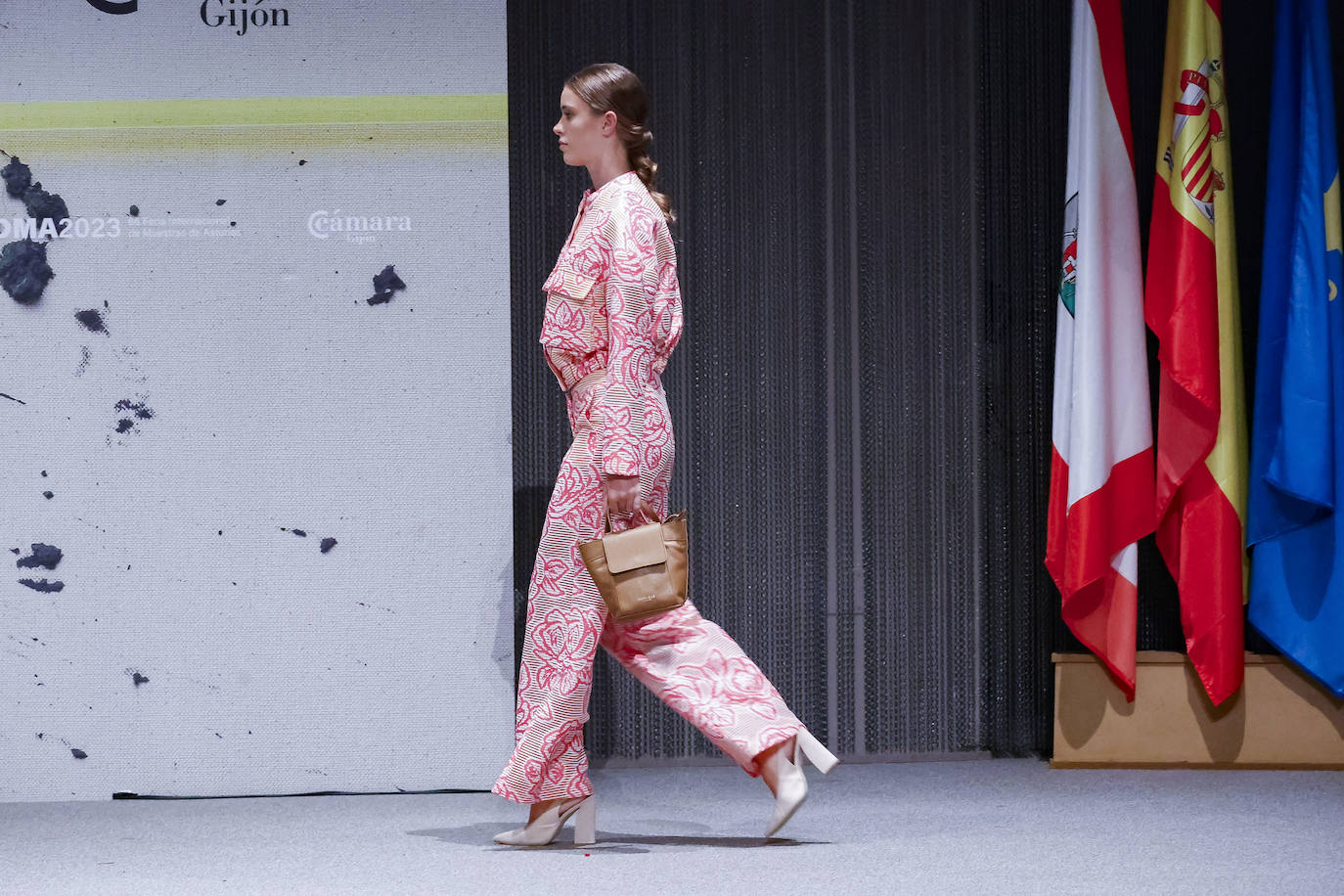 La moda asturiana desfila en la Fidma