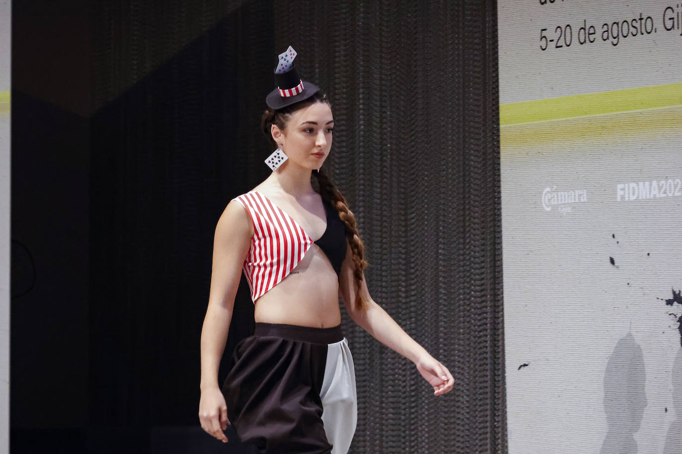 La moda asturiana desfila en la Fidma