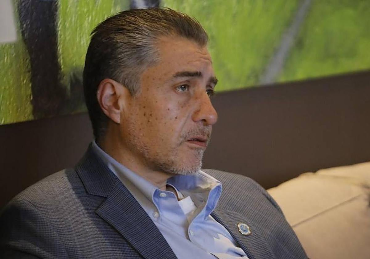 El presidente Martín Peláez.