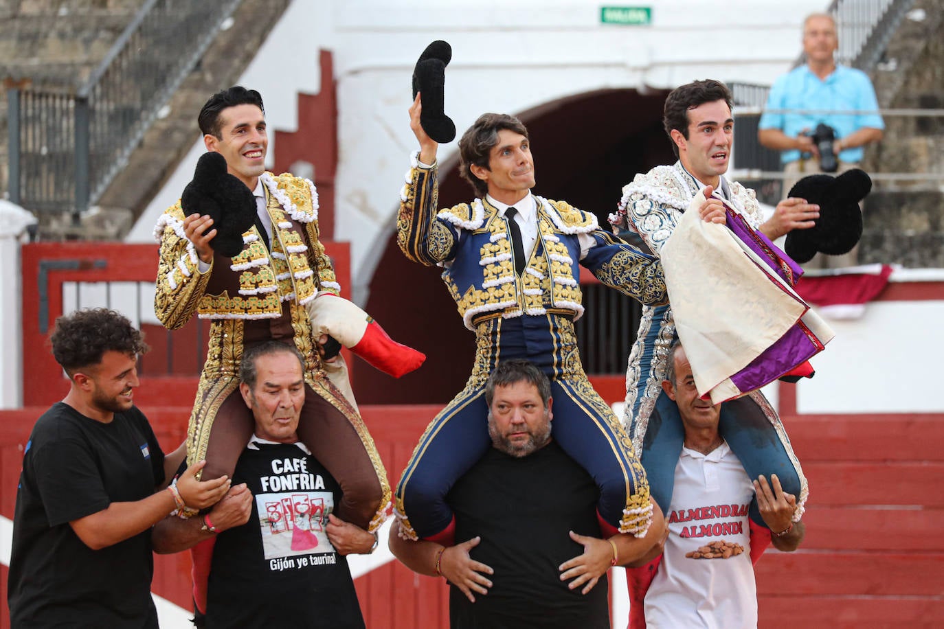 Así fue la cuarta corrida de la Feria Taurina de Gijón