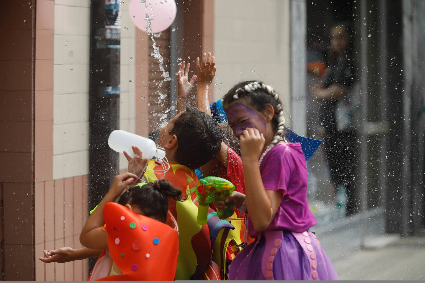 La falta de agua desluce el Descenso Folklórico del Nalón