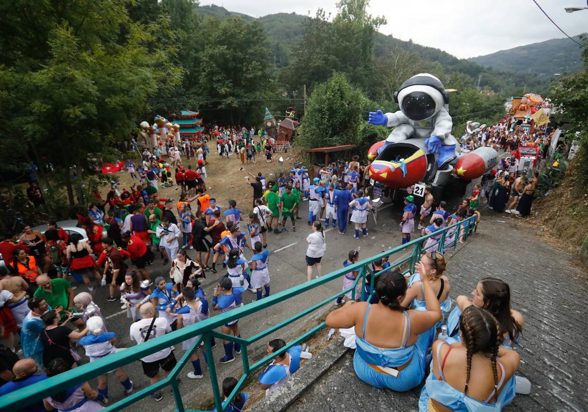 La falta de agua desluce el Descenso Folklórico del Nalón