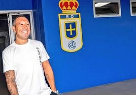 Santi Cazorla ya está en Oviedo.
