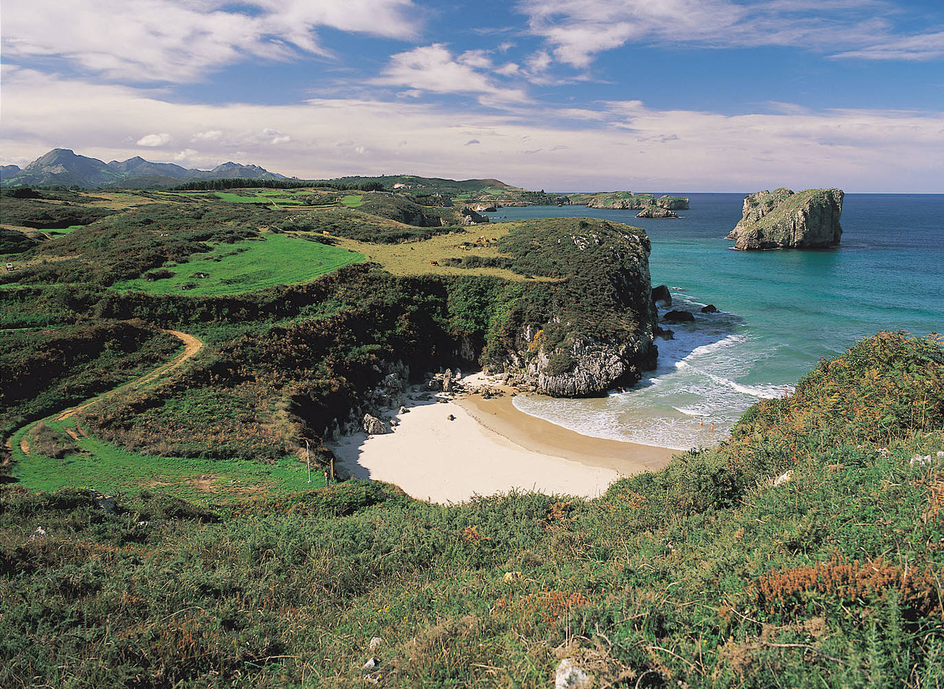 Playa de San Martín, en Llanes.