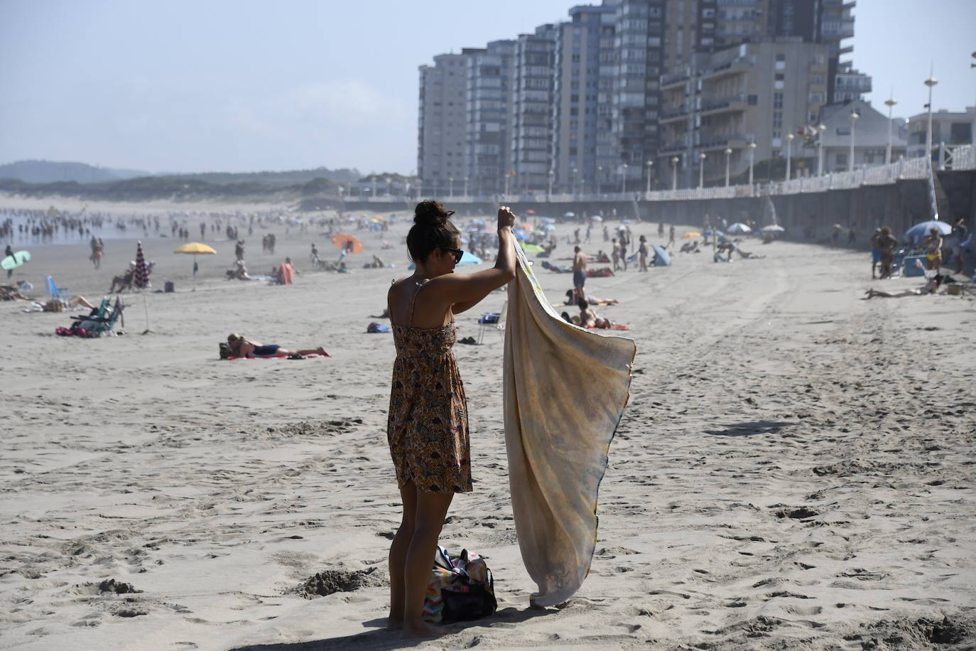 Asturias busca agua y sombra para refrescarse