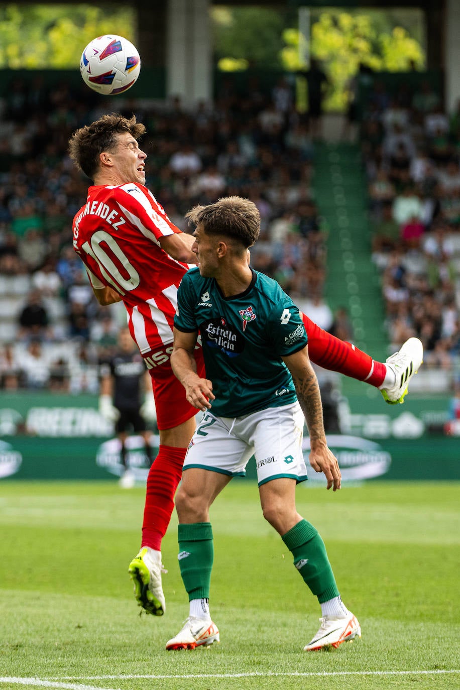 Las mejores imágenes del partido entre el Racing de Ferrol y el Sporting en A Malata