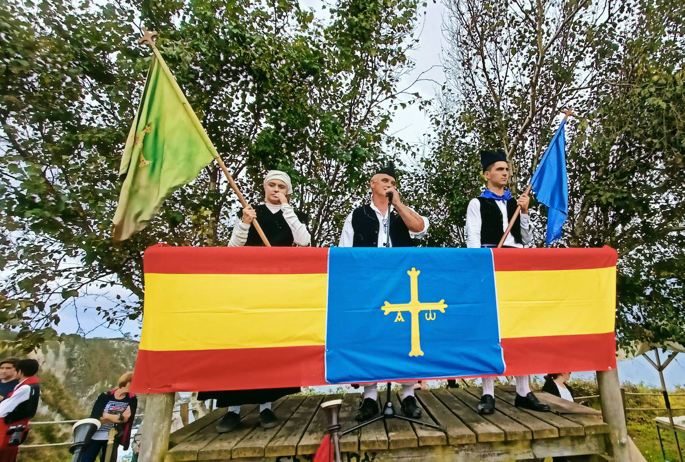 Romería por todo lo alto en Cadavedo con La Regalina