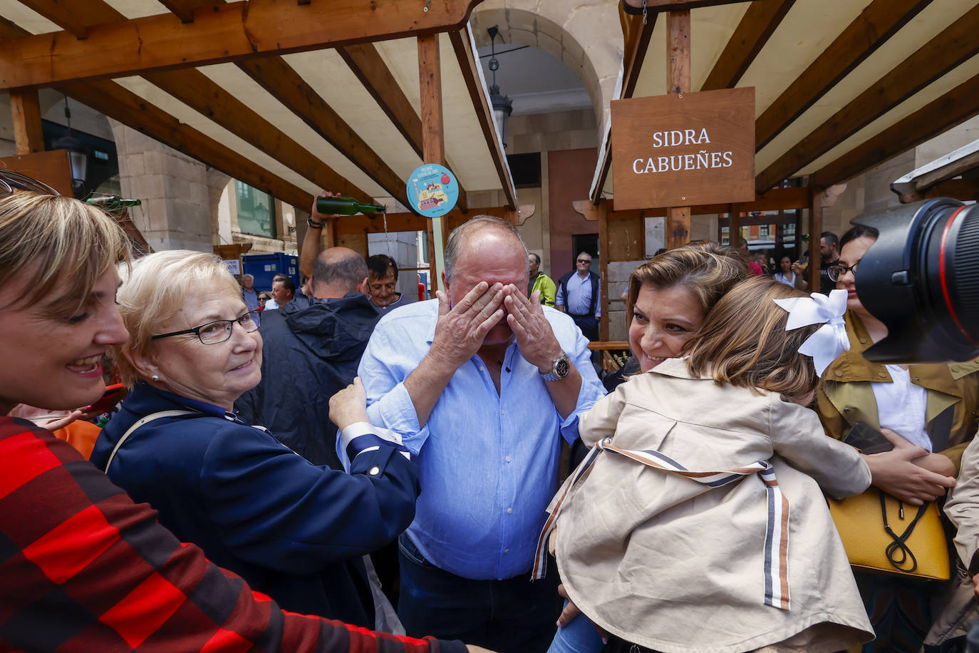 Fiesta sidrera en Gijón con sabor a Sidra Camín