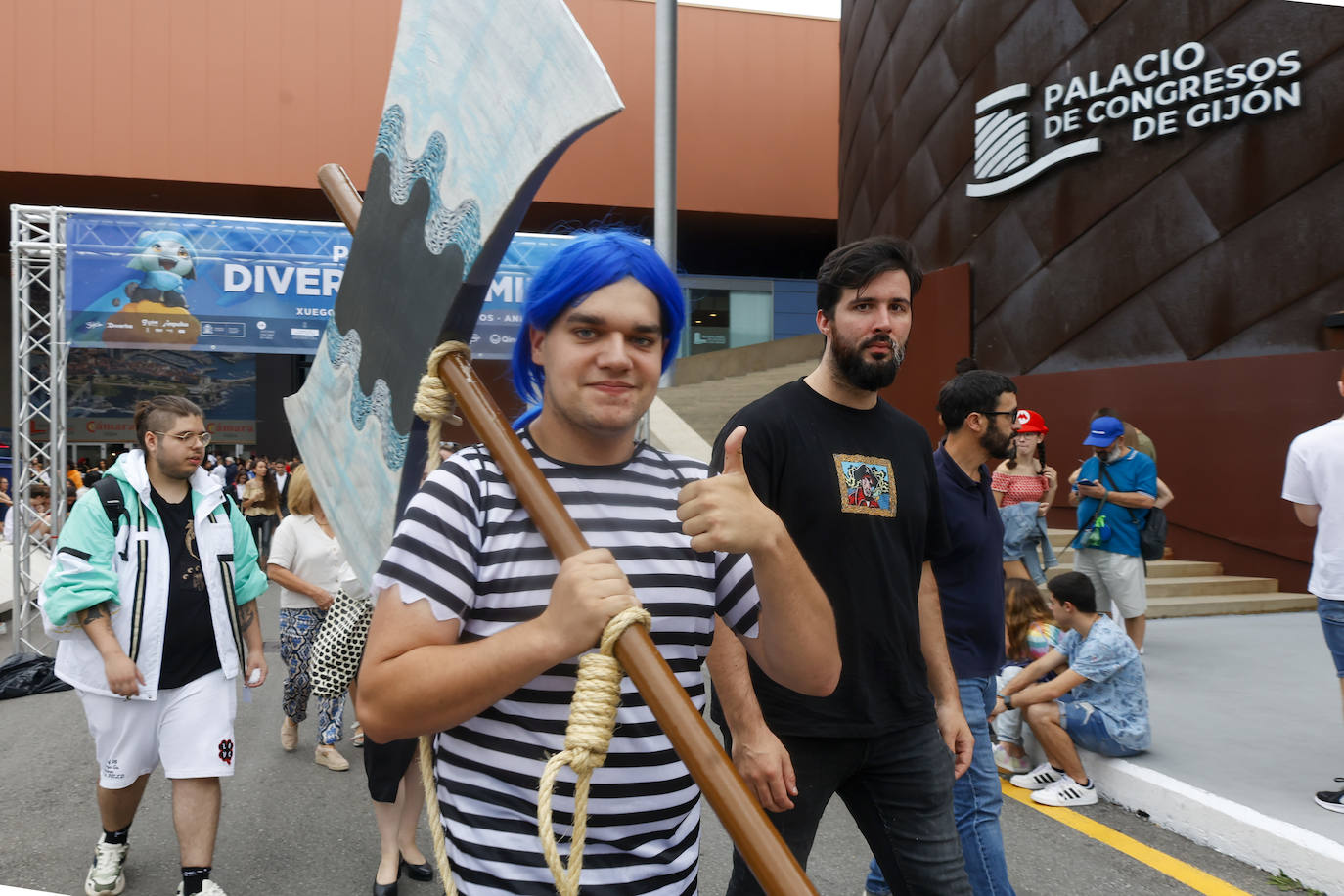 El mundo del &#039;cosplay&#039; inunda la CometCon de Gijón