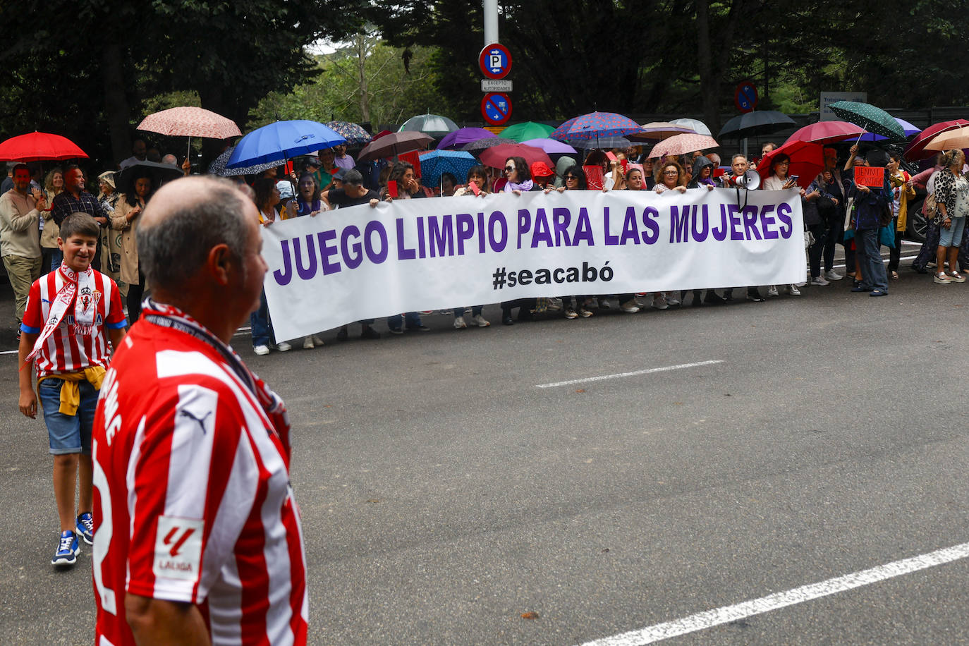 Protesta en Gijón en apoyo a Jenni Hermoso