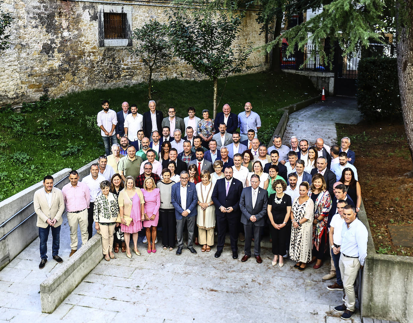 Encuentro de Barbón con los alcaldes y alcaldesas de Asturias