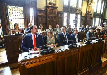 Barbón promete un «fuerte impulso» reformista y de progreso para culminar la «década del cambio»