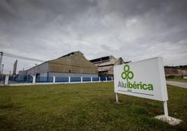 Windar adquirirá las instalaciones de Alu Ibérica en San Balandrán por veinte millones de euros.