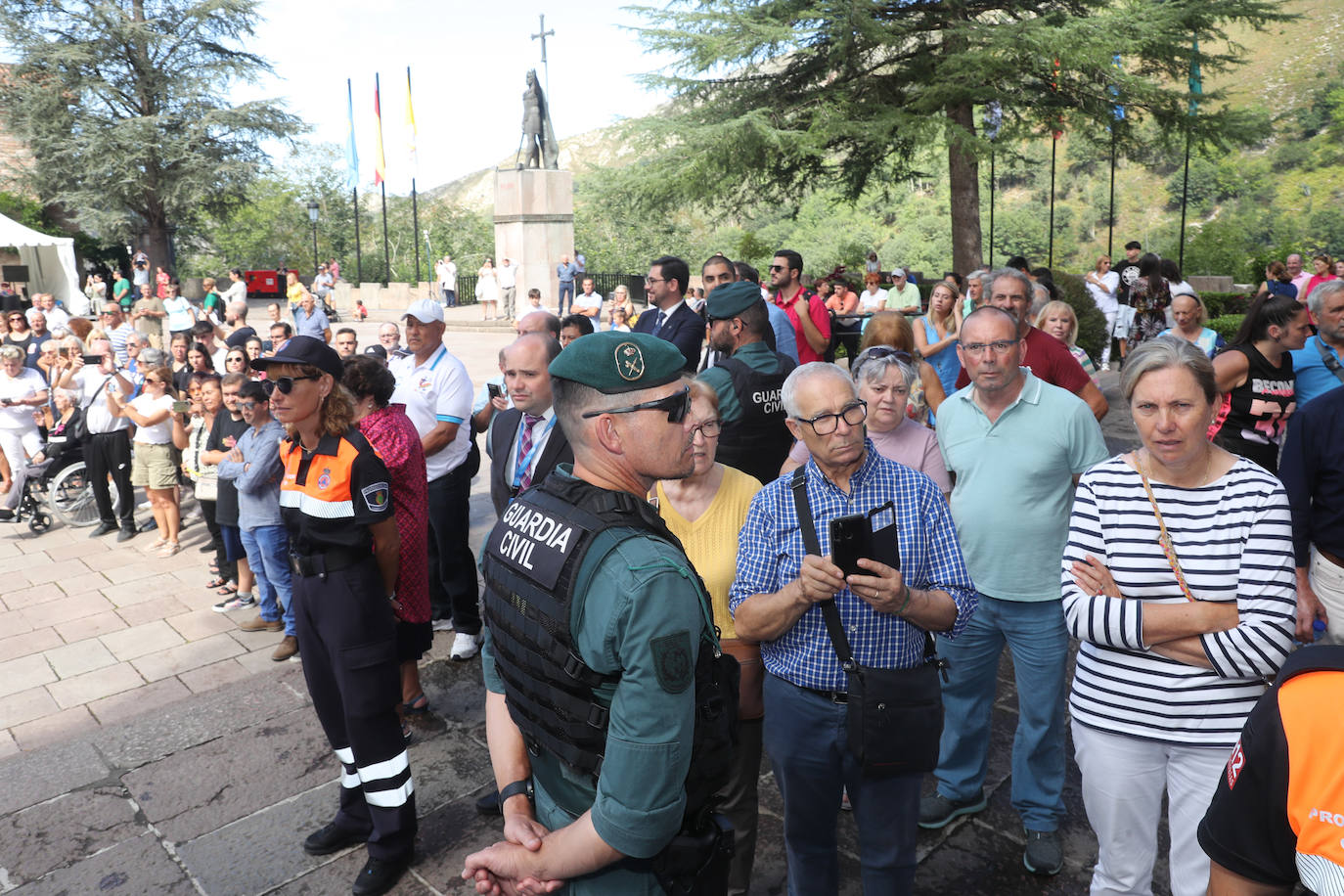 Reivindicación y tradición en la misa por la Santina