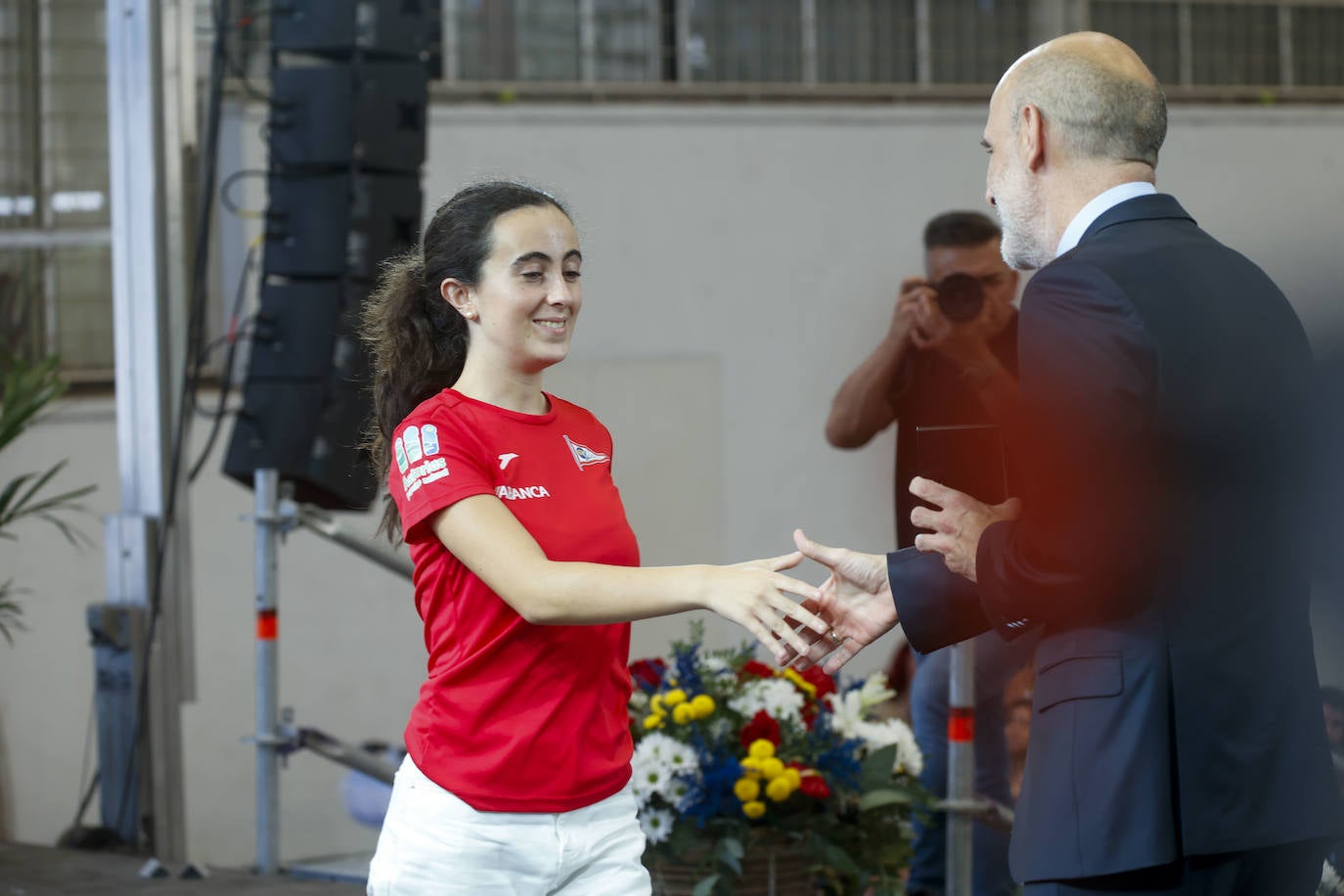 Fiesta y homenajes en el Grupo Covadonga