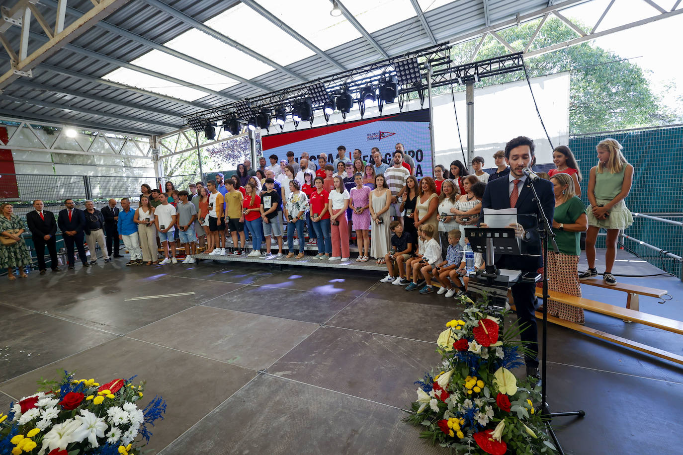 Fiesta y homenajes en el Grupo Covadonga