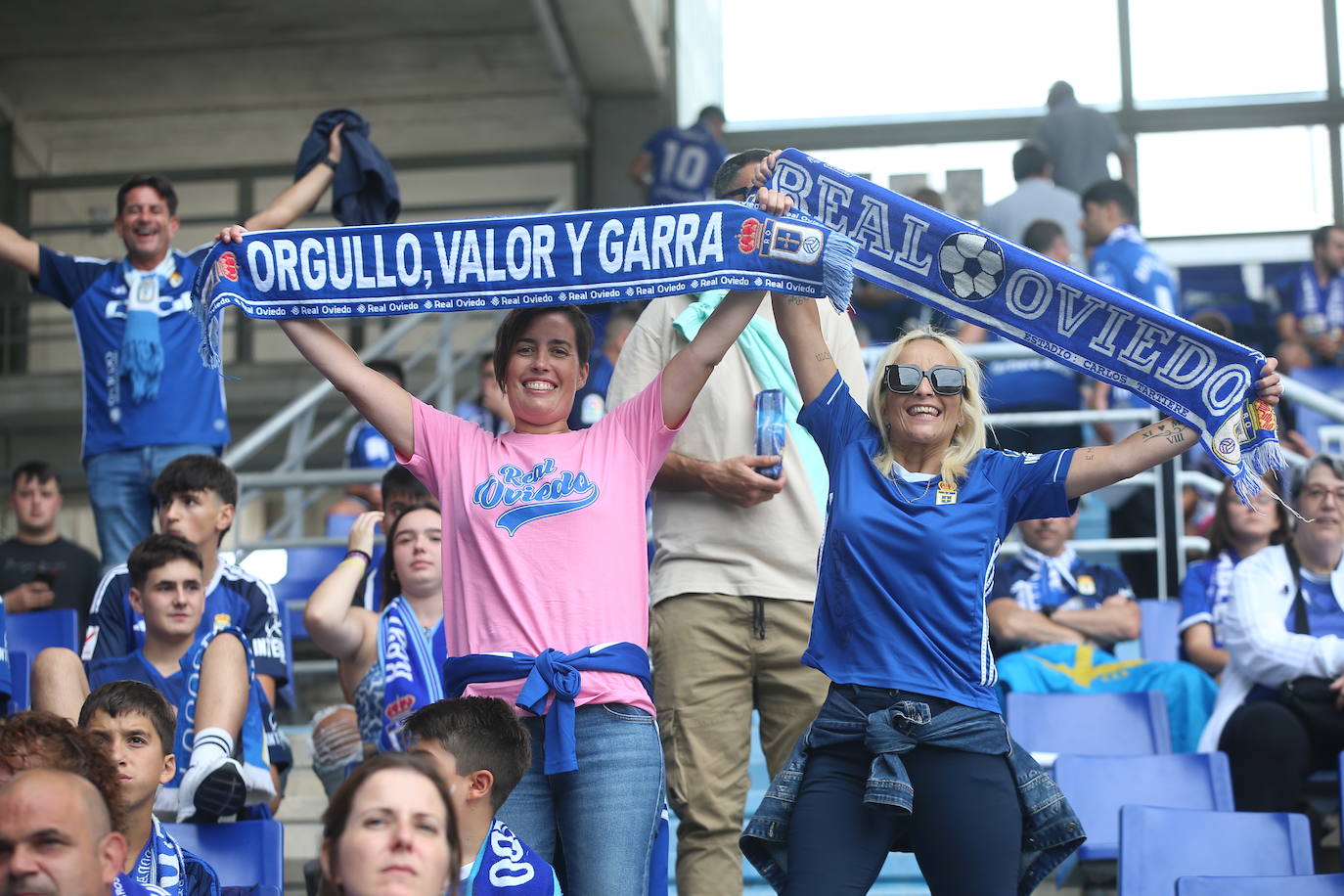 ¿Estuviste viendo el Oviedo - Sporting en el Tartiere? ¡Búscate en las fotos!