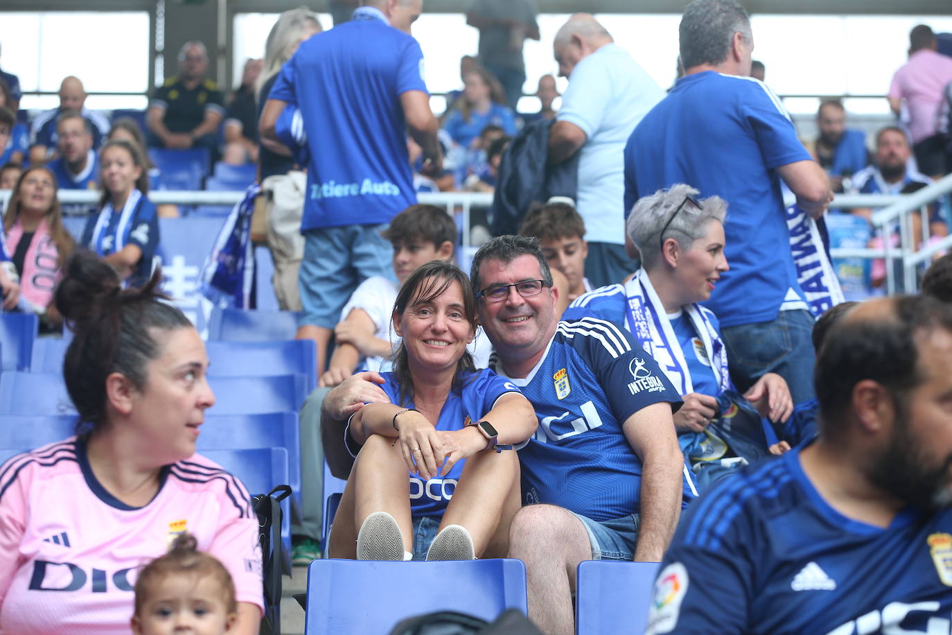 ¿Estuviste viendo el Oviedo - Sporting en el Tartiere? ¡Búscate en las fotos!