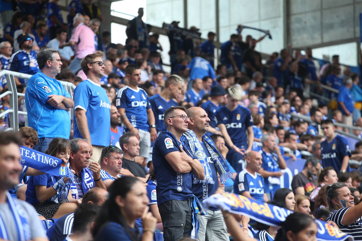 ¿Estuviste viendo el Oviedo - Sporting en el Tartiere? ¡Búscate en las fotos!