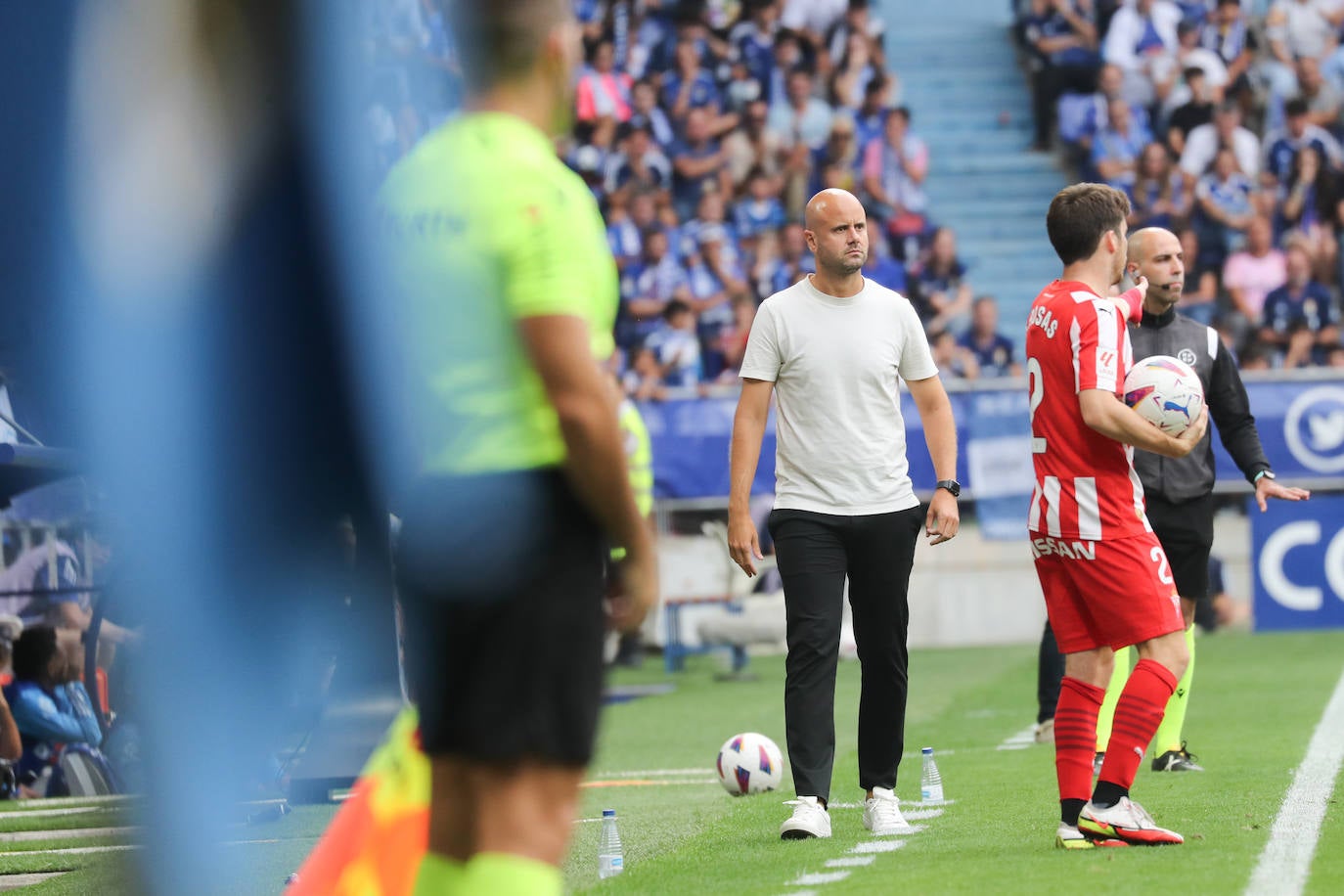 El partido entre el Oviedo y el Sporting, en imágenes