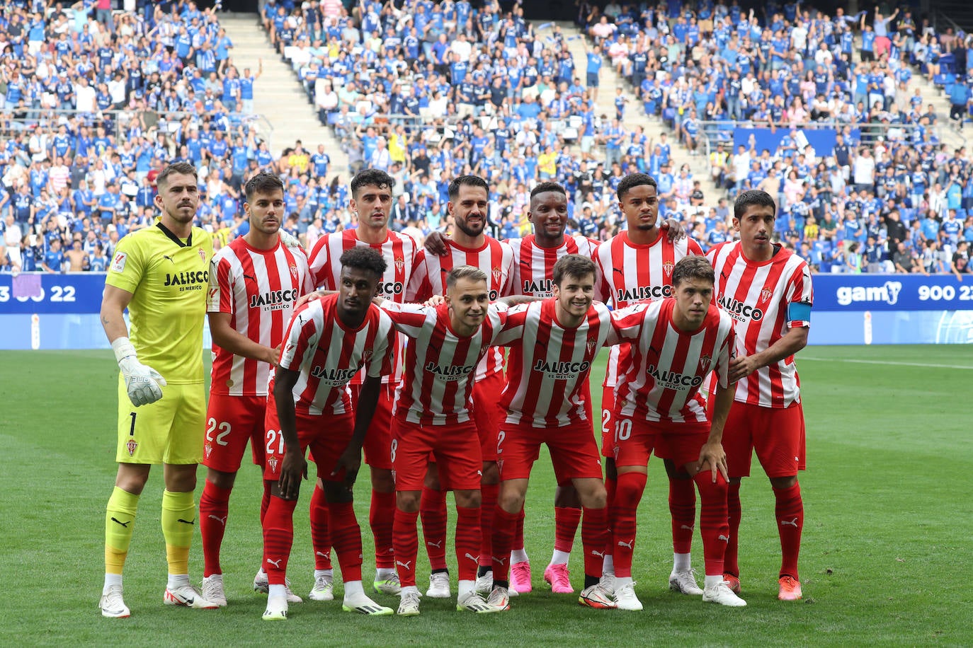 El partido entre el Oviedo y el Sporting, en imágenes