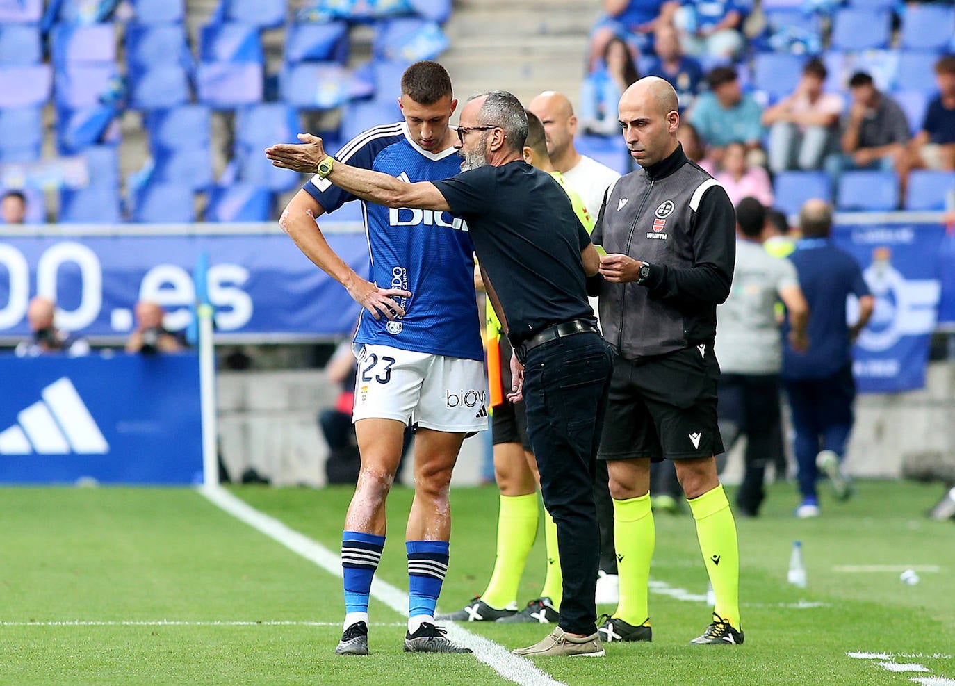 El partido entre el Oviedo y el Sporting, en imágenes