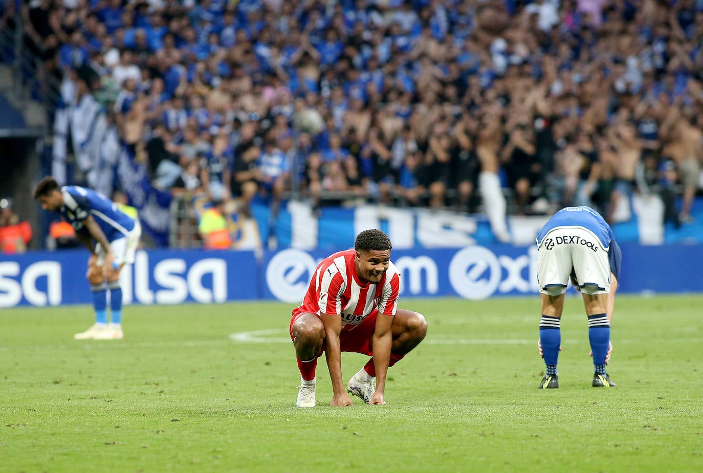 El partido entre el Oviedo y el Sporting, en imágenes