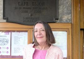 La escritora asturiana Ana Rodríguez Fischer, Premio Café Gijón 2023.