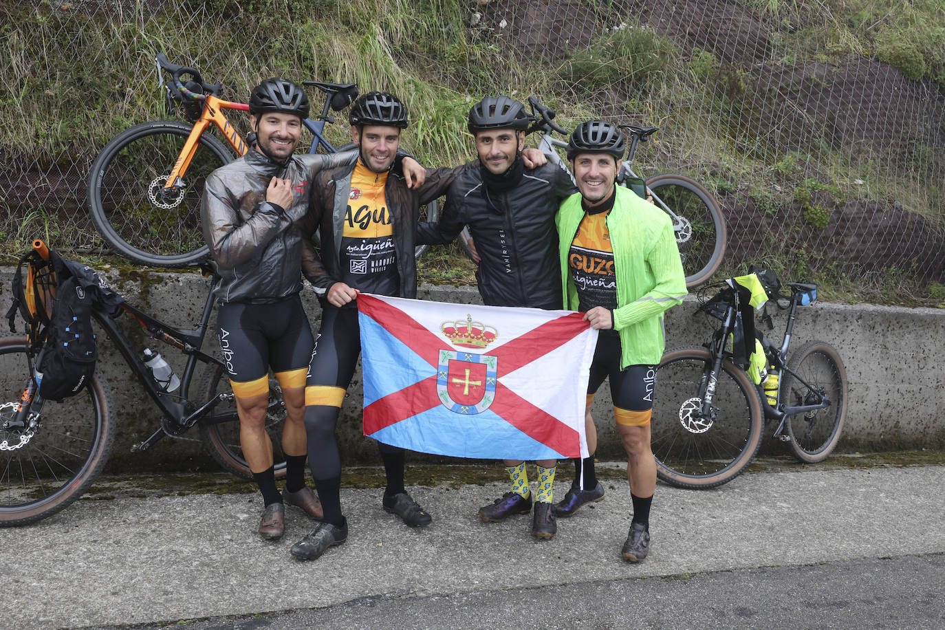 La subida al Angliru, en imágenes