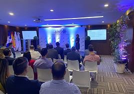 Esther Arango presenta los resultados en República Dominicana .