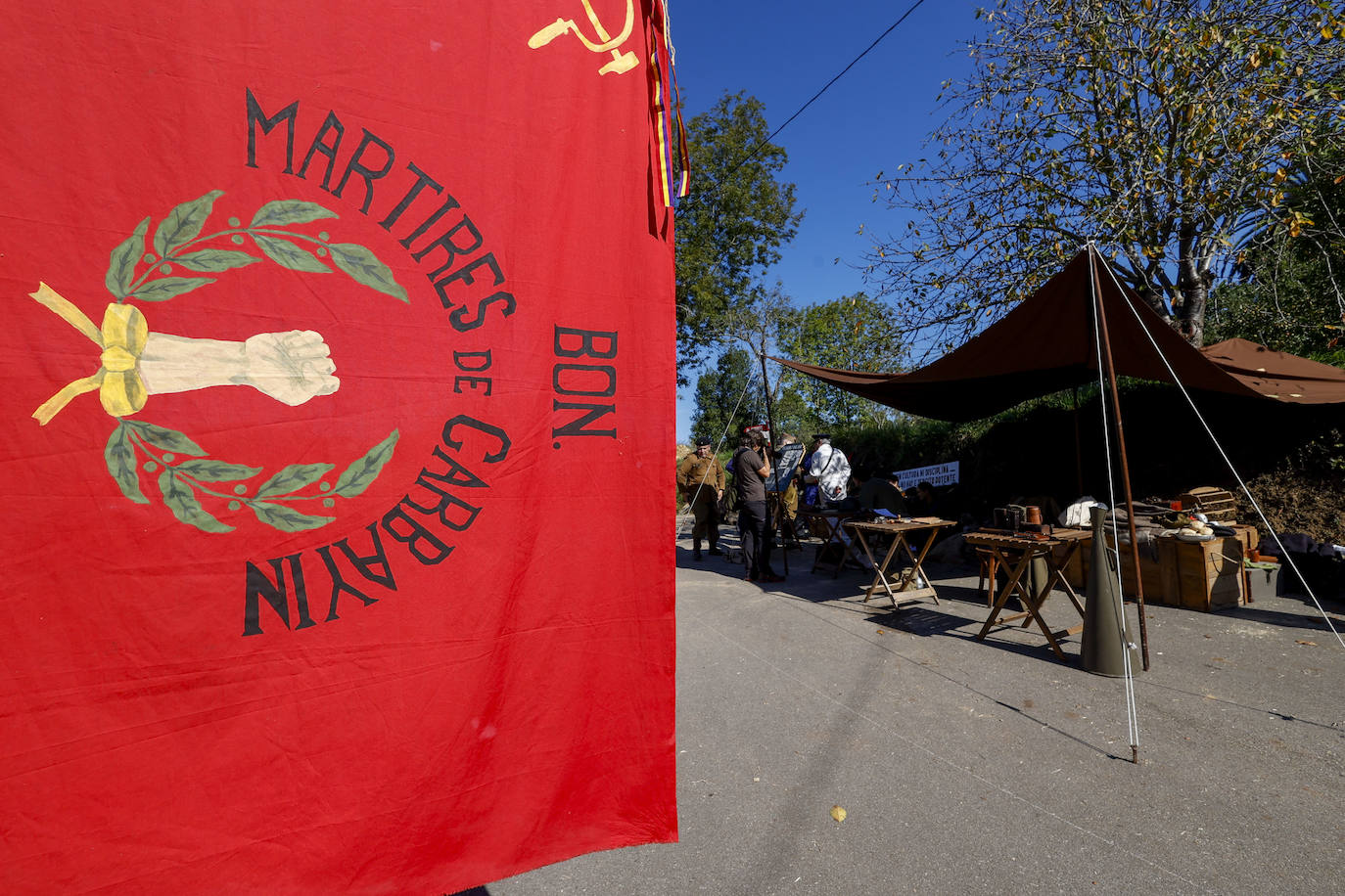 Un viaje a las trincheras para no olvidar la dureza de la Guerra Civil