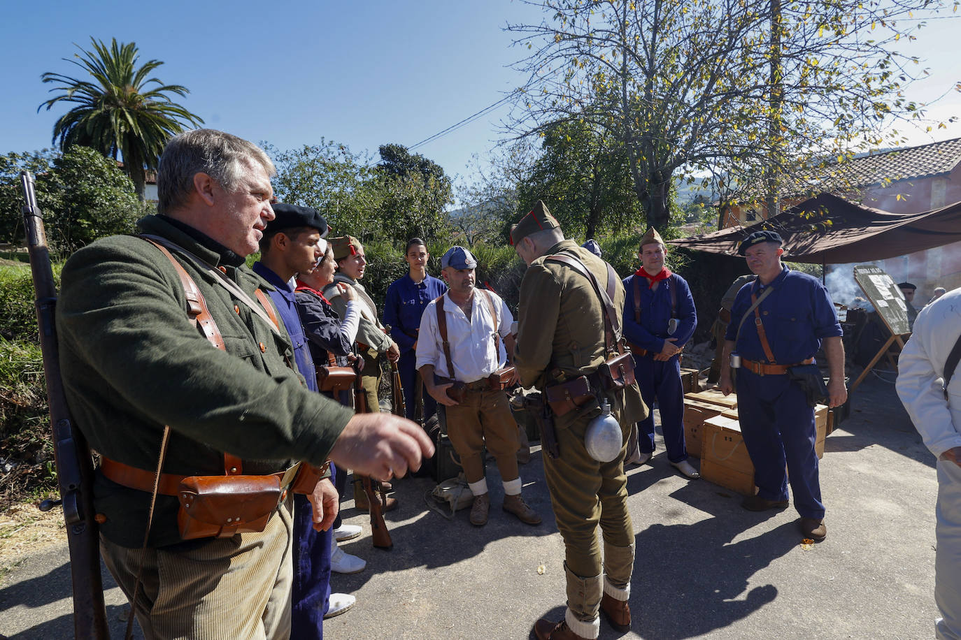 Un viaje a las trincheras para no olvidar la dureza de la Guerra Civil