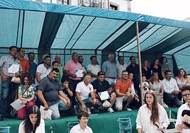 Algunos de los particpantes y organizadores del certamen salense.