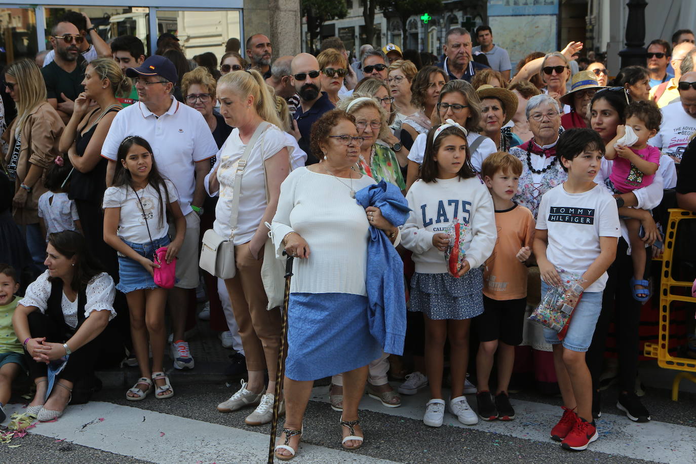 Todas las imágenes del desfile del Día de América en Oviedo