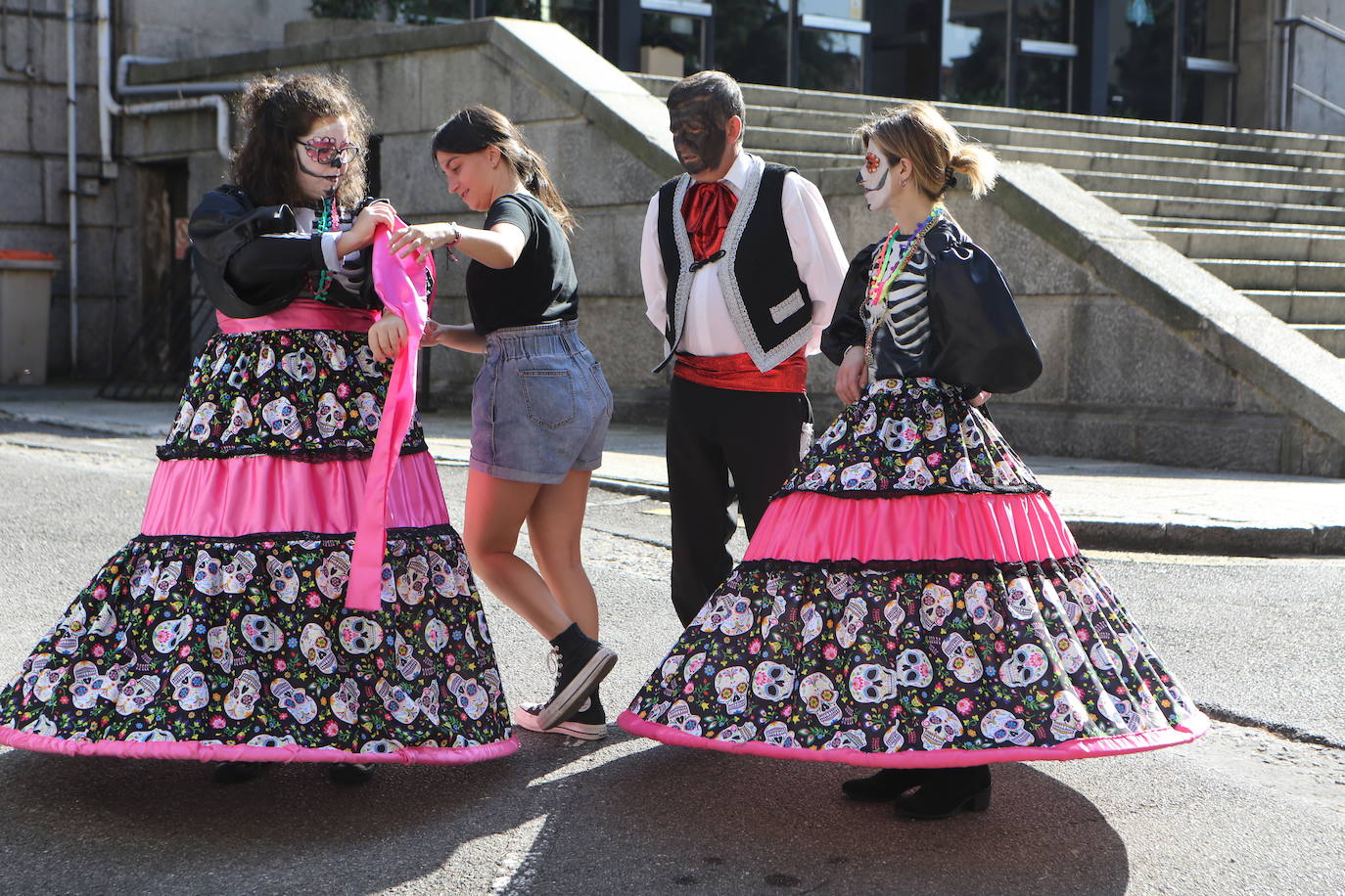 Todas las imágenes del desfile del Día de América en Oviedo