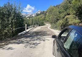 Tramo de la carretera LN-8 en Teyeo, que será asfaltado.