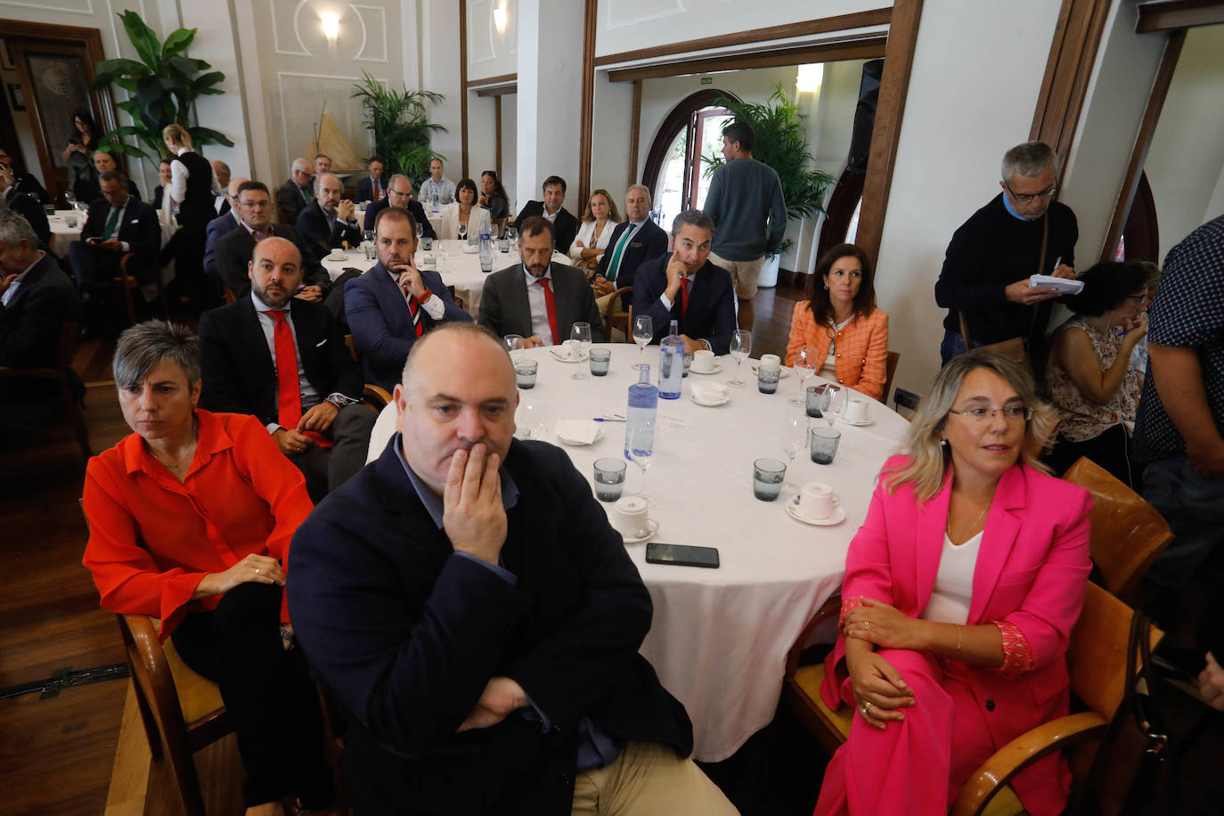 Barbón desgrana los ejes fundamentales de su Gobierno